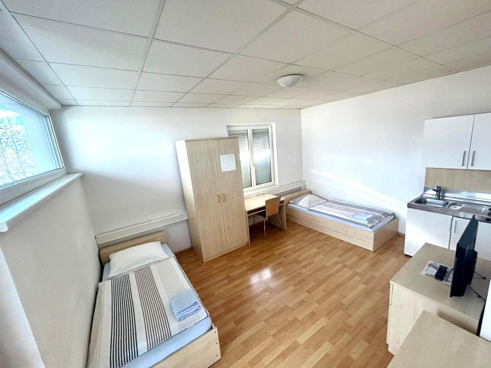 Montagehotel Living@Λιντς Εξωτερικό φωτογραφία