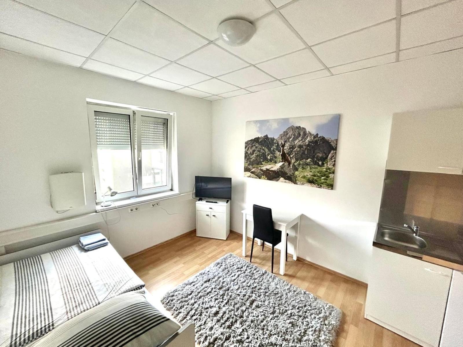Montagehotel Living@Λιντς Εξωτερικό φωτογραφία