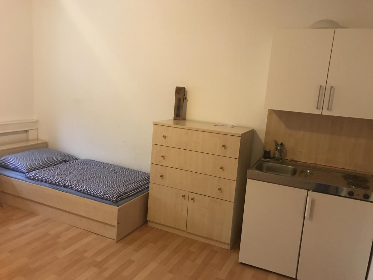 Montagehotel Living@Λιντς Εξωτερικό φωτογραφία
